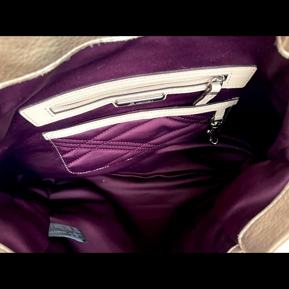 B Makowsky gold tone purse - Picture 5 of 8